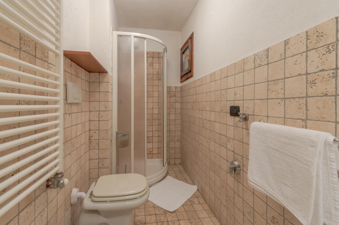 クールマイユールCasa Julie - Accogliente Rifugio Nella Quiete - Cour 0157アパートメント エクステリア 写真