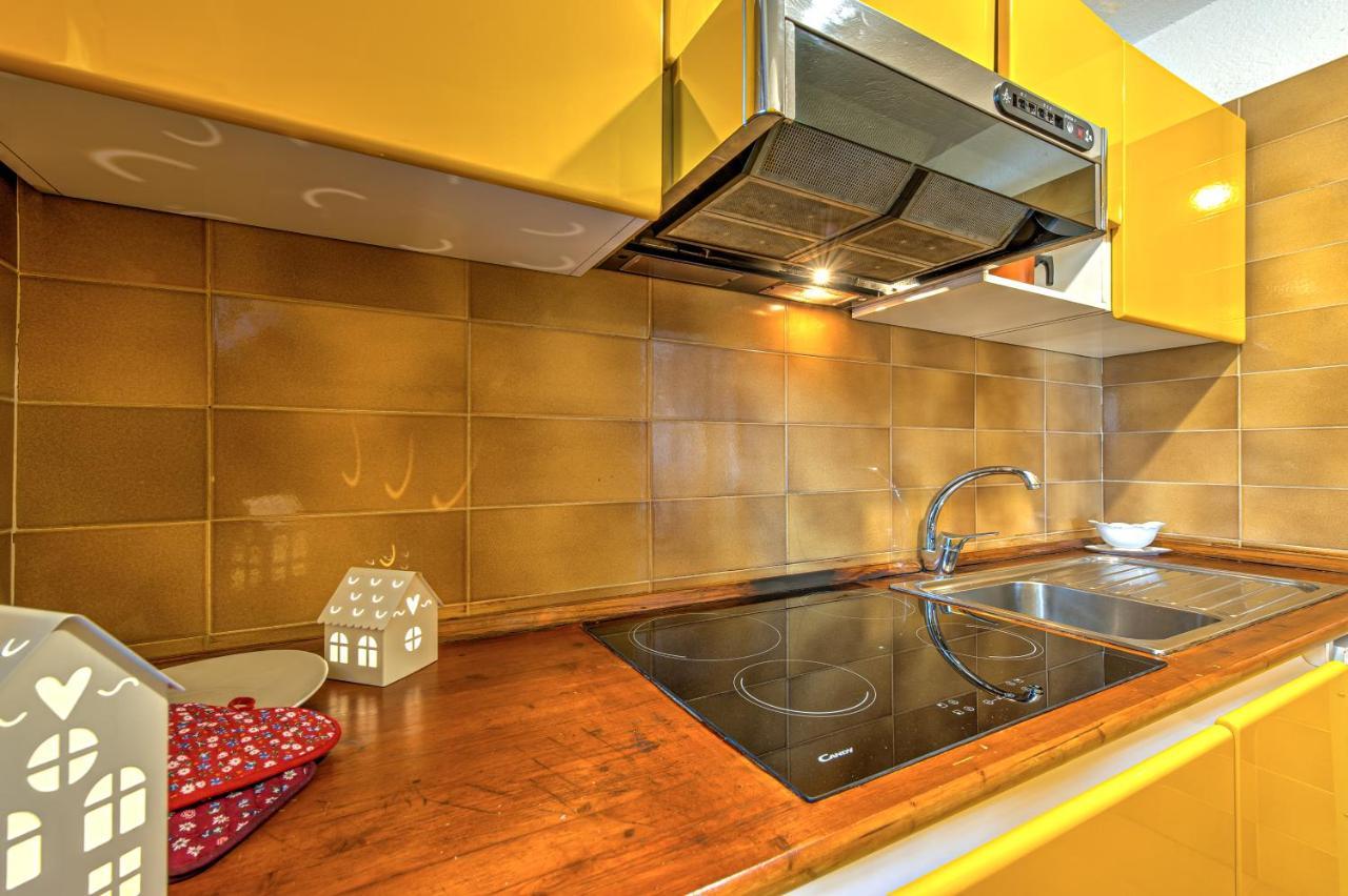 クールマイユールCasa Julie - Accogliente Rifugio Nella Quiete - Cour 0157アパートメント エクステリア 写真